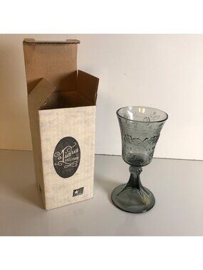 Tiara Exclusive Gray Glass Last Supper Cross Grape Vine Goblet Vintage T-292 #1